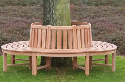 Gartenbänke aus Teakholz
