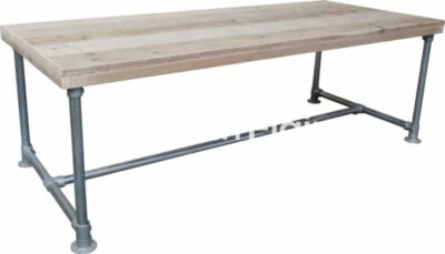 Steigerbuis tafel 400x229 - Tisch Beachclub