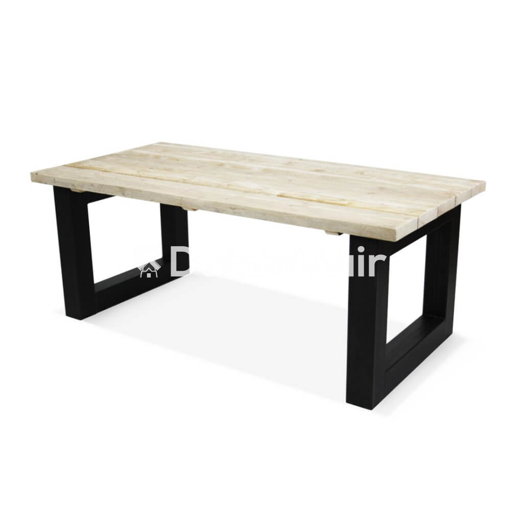 Tisch mit Stahlfüße Quadrat-Form